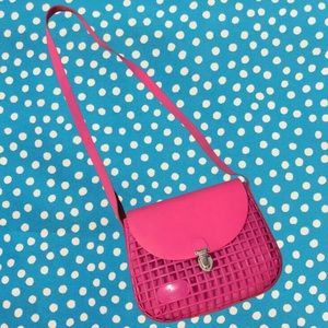 *VINTAGE - PINK PLASTIC PURSE”